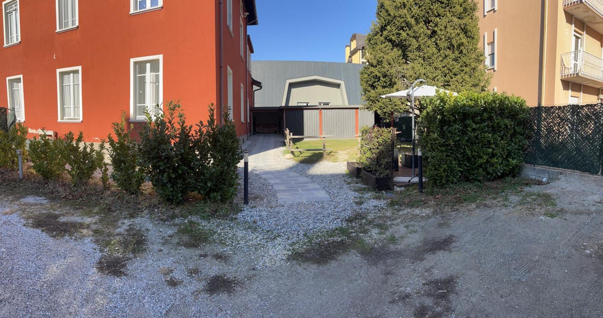 B&B Red House Garlate Eksteriør billede